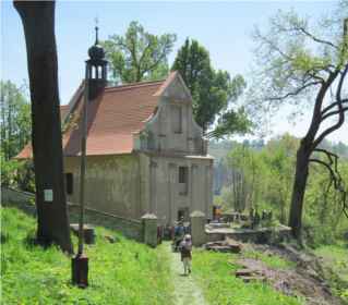 Kostelík u Hodkova.