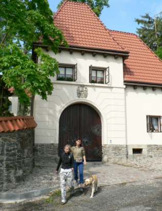Brána zámku.